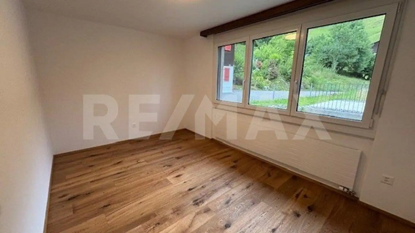 Appartamento in affitto - 7166 Trun - Photo 3