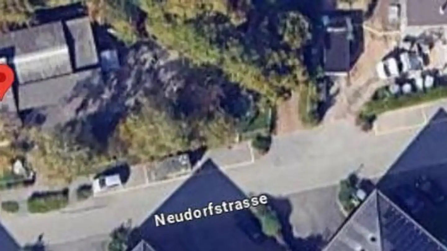 Place de parking extérieure à louer - Neudorfstrasse, 5032 Aarau Rohr