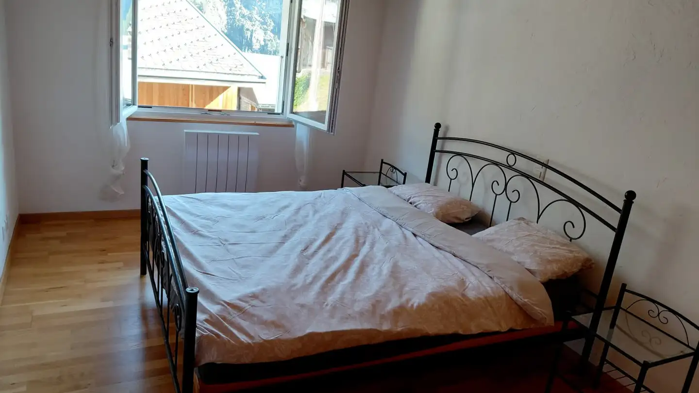 Single room for rent - 1912 Leytron