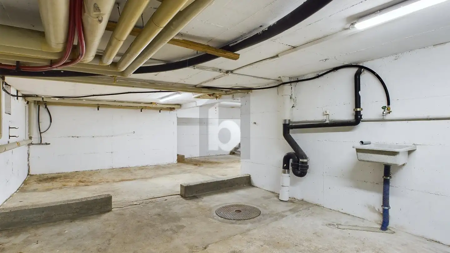 Edificio ad uso misto in affitto - 6102 Malters - Photo 2