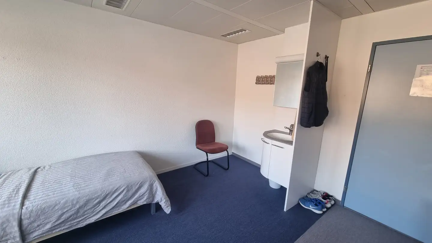 Chambre à louer - Eduard-Steiner-Strasse 7, 8400 Winterthur - Photo 2