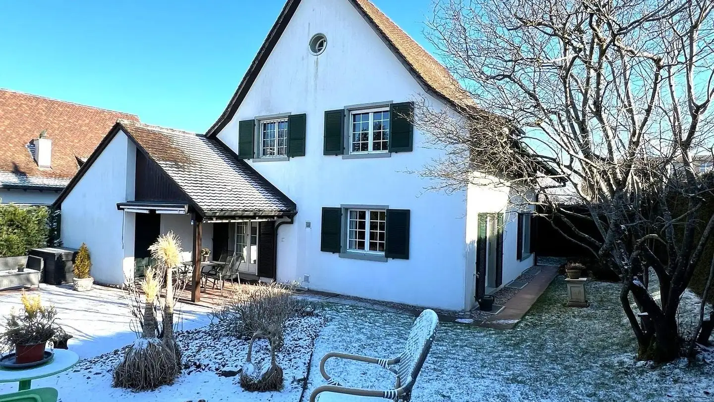 Einfamilienhaus kaufen - Schlössliweg 3, 4105 Biel-Benken BL