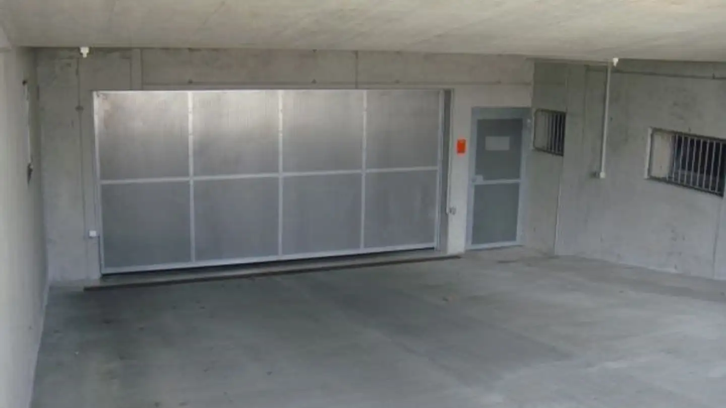 Place de parking souterraine à louer - Aarauerstrasse 8, 5600 Lenzburg - Photo 3