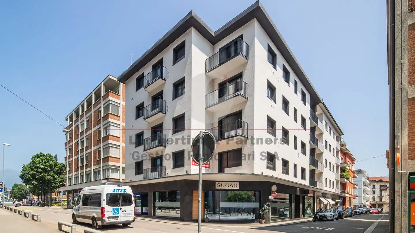 Commercial à louer - Via Carlo Frasca 12, 6900 Lugano