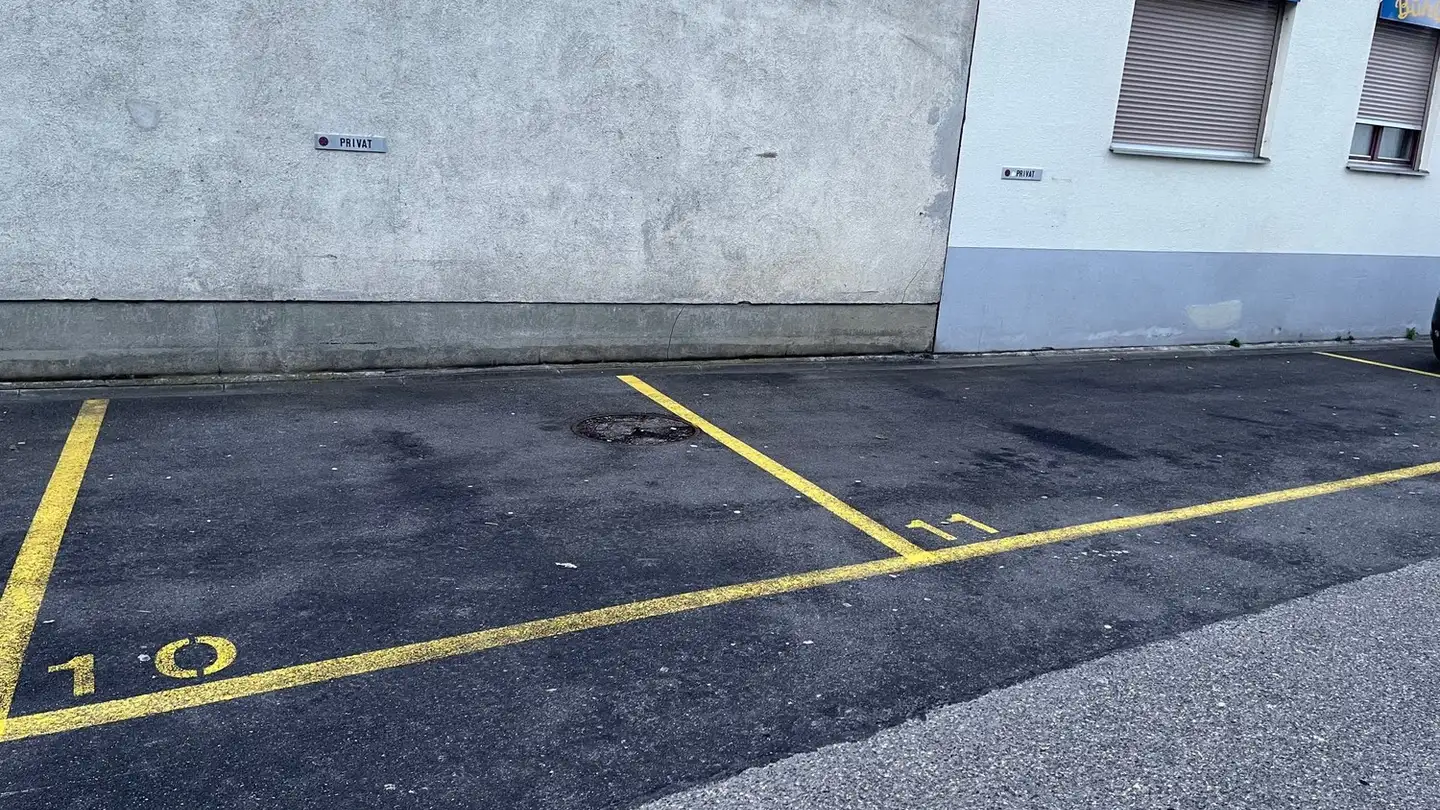 Outdoor parking space for rent - Marktgasse 1, 3800 Interlaken - Photo 2