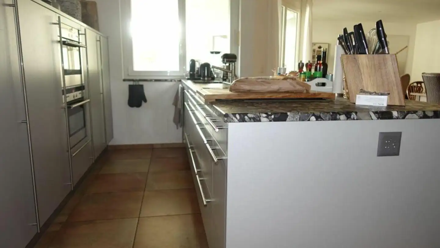 Gewerbe mieten - Juraweg 1, 3250 Lyss