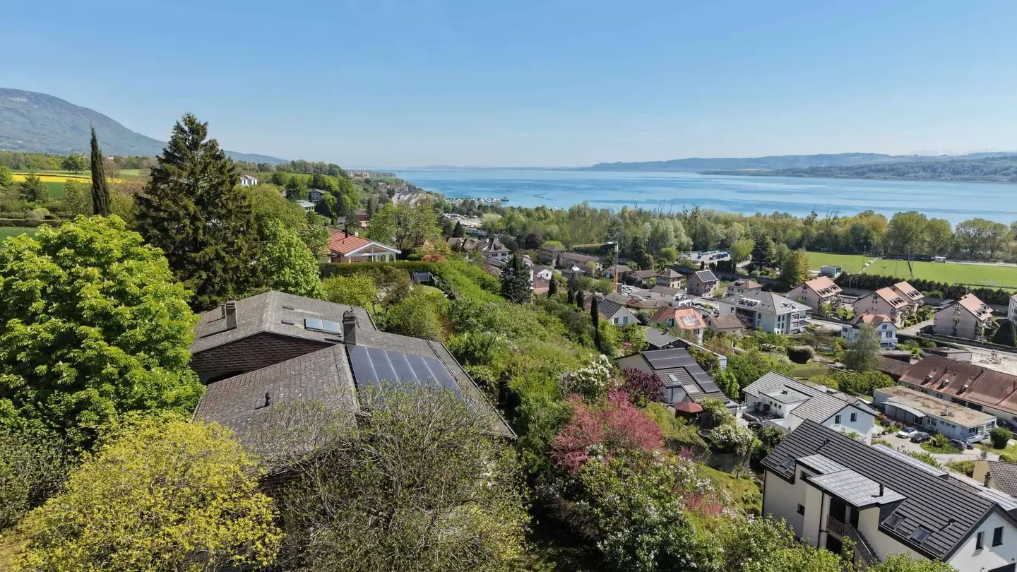 Villa for sale - 1422 Grandson - Photo 2