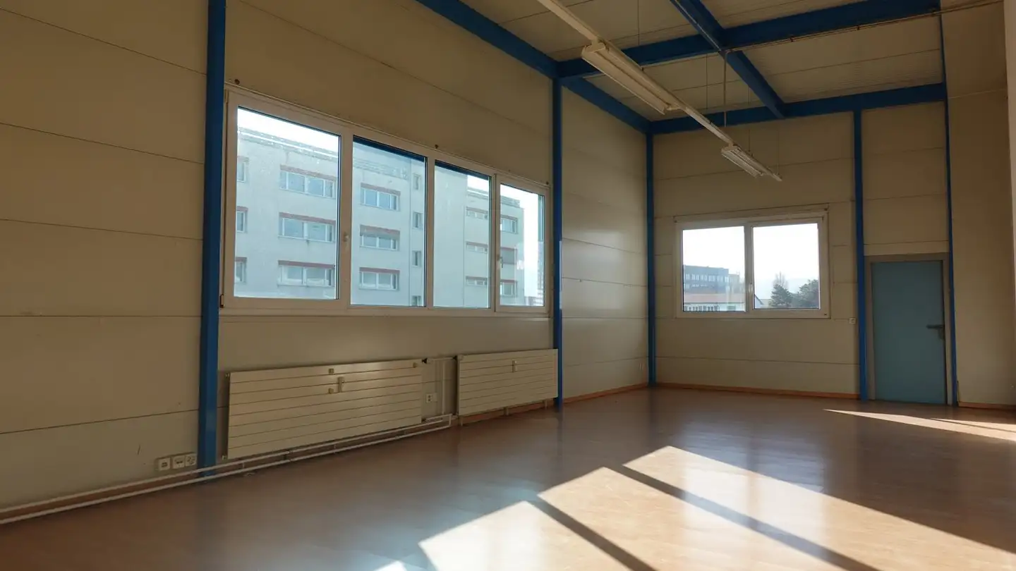 Shop for rent - Rührbergweg 2, 4133 Pratteln