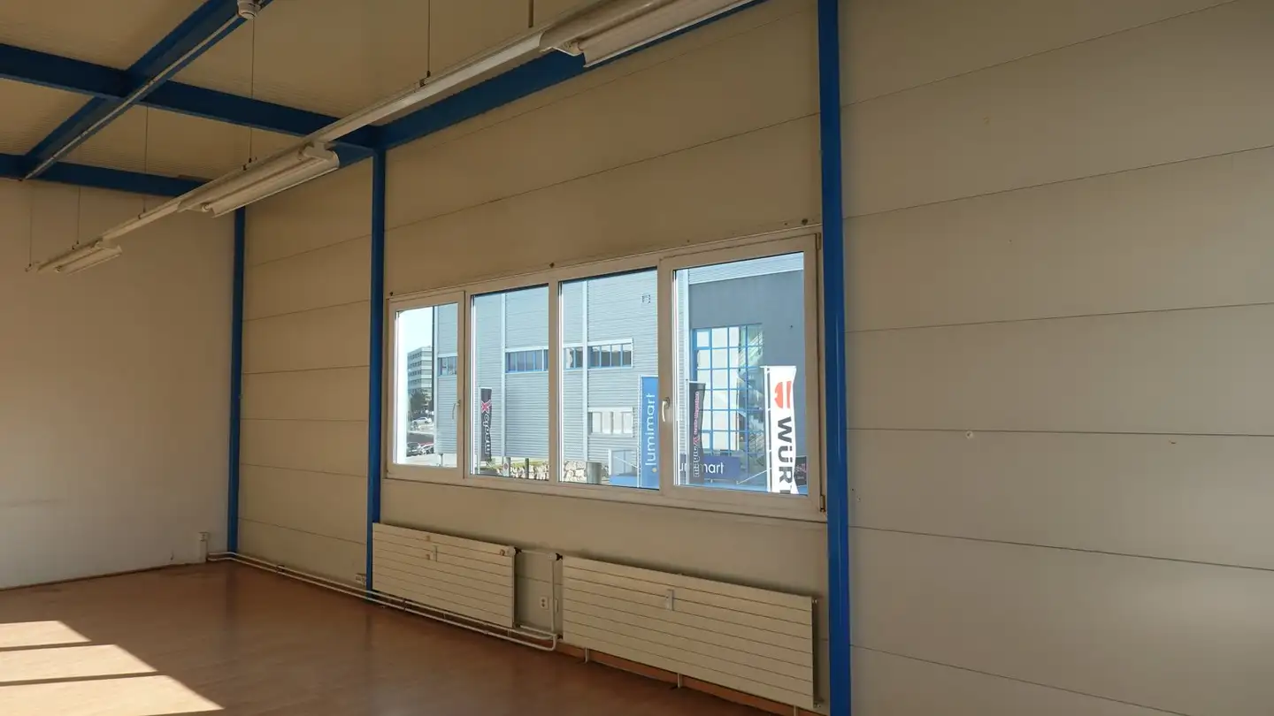 Shop for rent - Rührbergweg 2, 4133 Pratteln - Photo 2