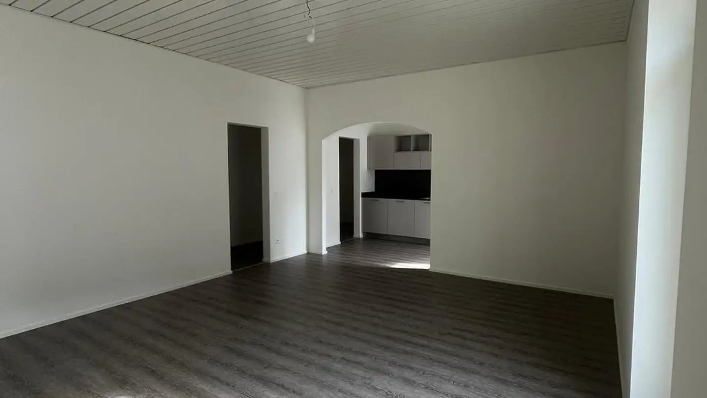 Appartement à louer - Via Emilio Bossi 33, 6830 Chiasso