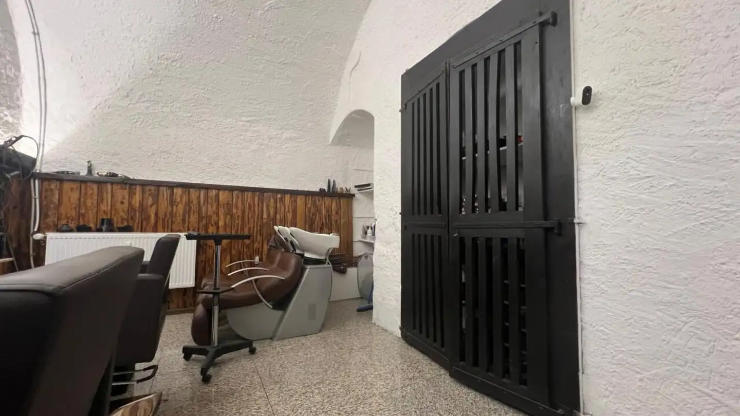 Hairdresser for rent - 1860 Aigle - Photo 4
