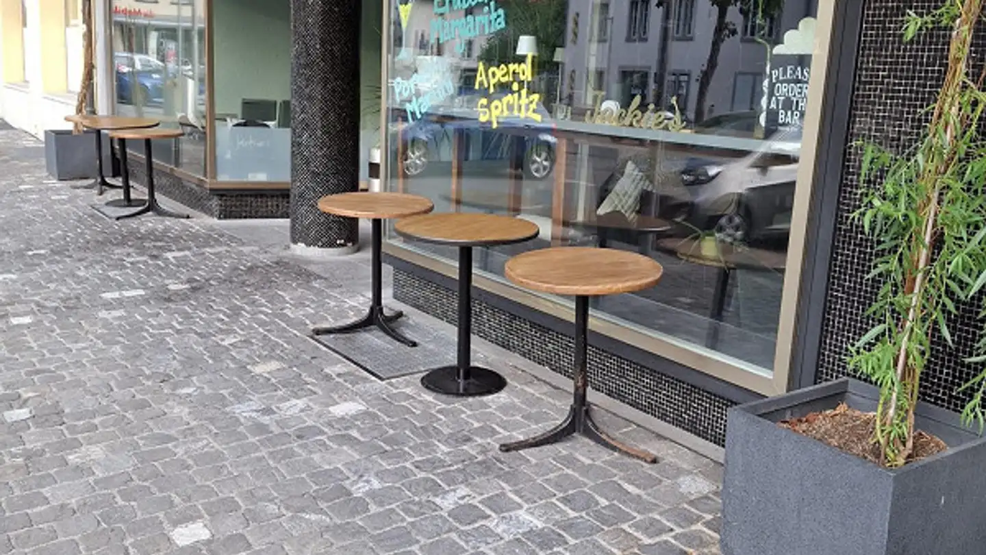 Commercial à louer - Lehnplatz 11, 6460 Altdorf UR