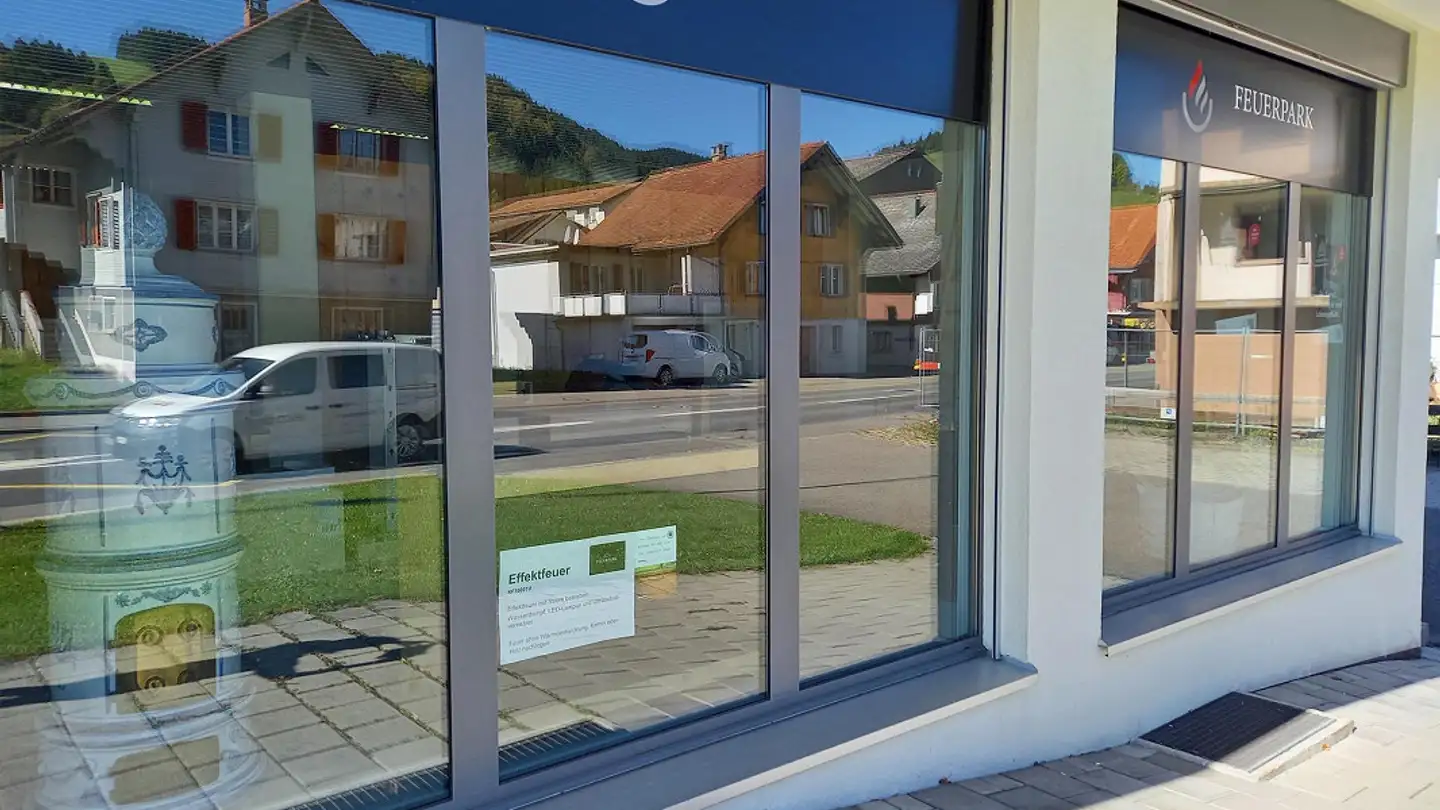 Spazio ufficio in affitto - Hauptstrasse 38, 6418 Rothenthurm - Photo 2