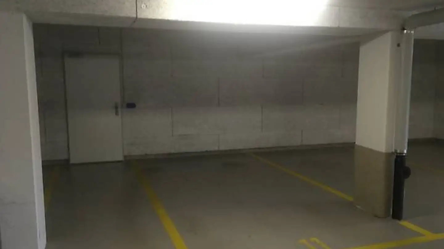 Parcheggio sotterraneo in affitto - Dullikerstrasse 3, 4656 Starrkirch-Wil - Foto 2