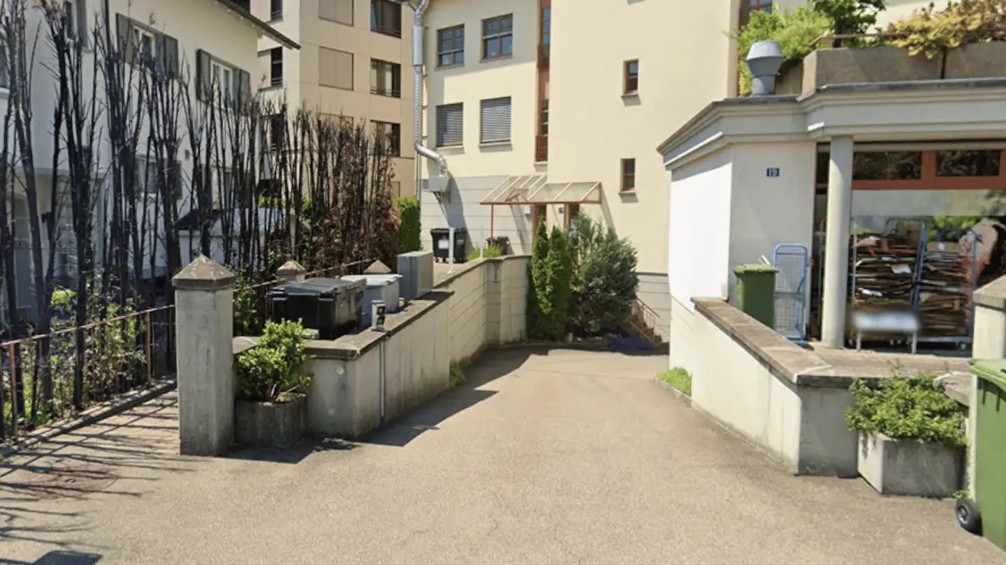 Underground parking space for rent - Aubrigstrasse 19, 8645 Jona