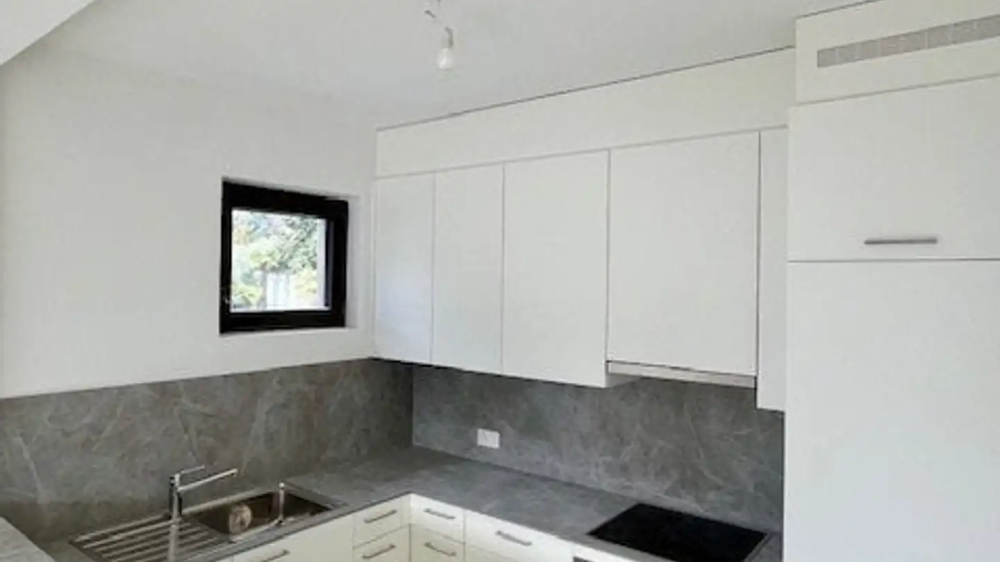 Wohnung mieten - Via San Gottardo 41, 6600 Muralto - Foto 3