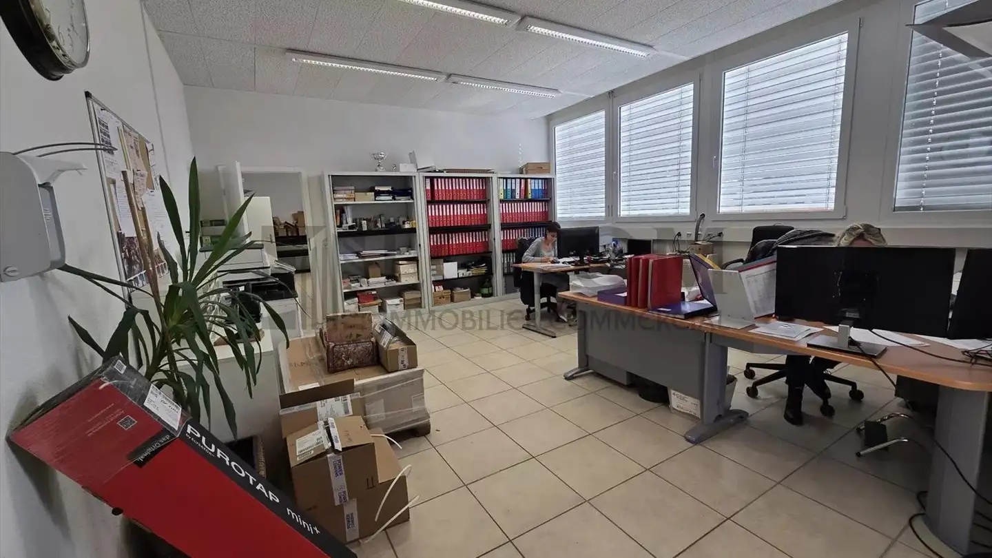 Bürofläche mieten - 1023 Crissier
