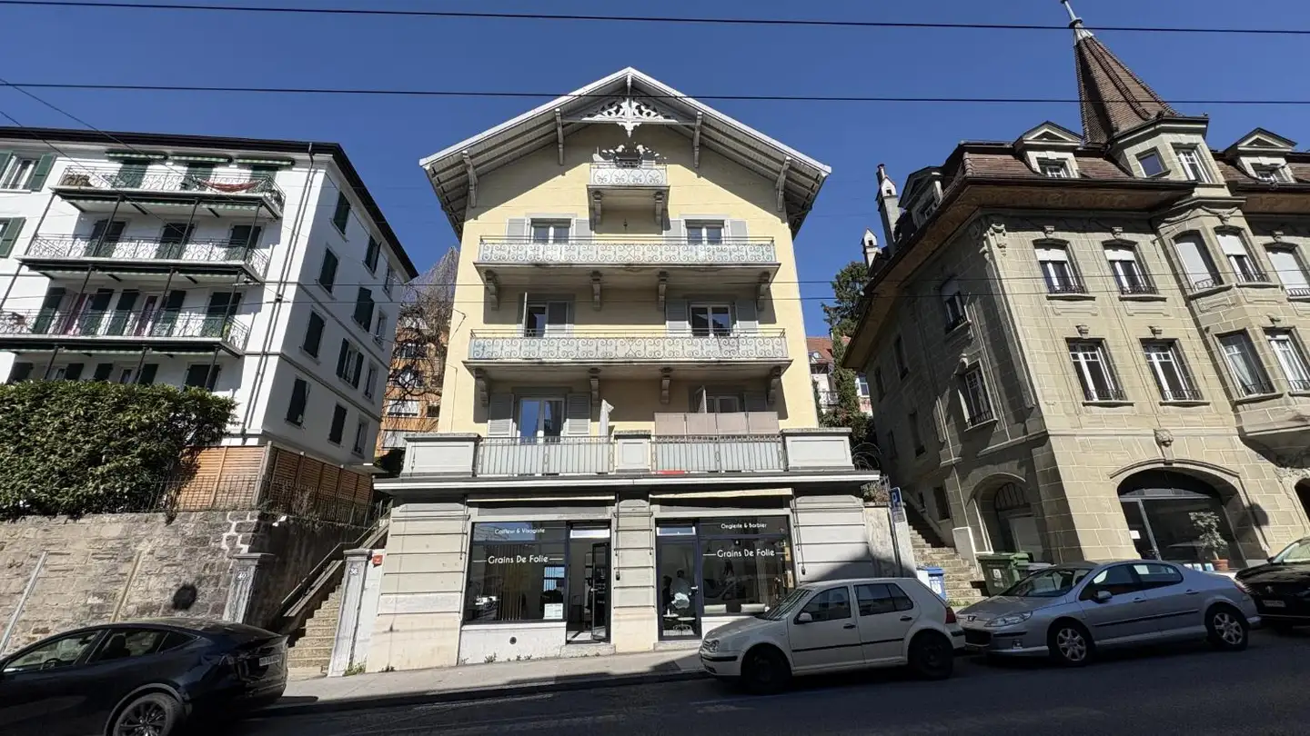 Residential building for sale - 1004 Lausanne - Photo 2