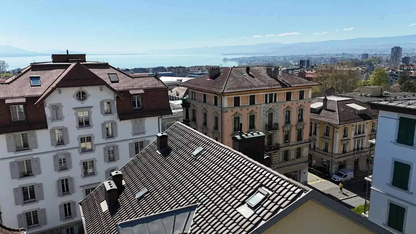 Residential building for sale - 1004 Lausanne - Photo 3