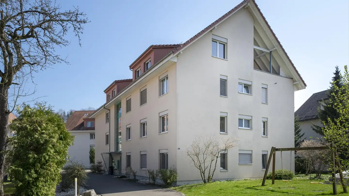 Tiefgaragenstellplatz mieten - Norimatt 3, 4242 Laufen