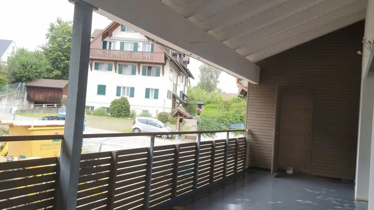 Appartement à louer - Weingartenstrasse 1b, 8181 Höri