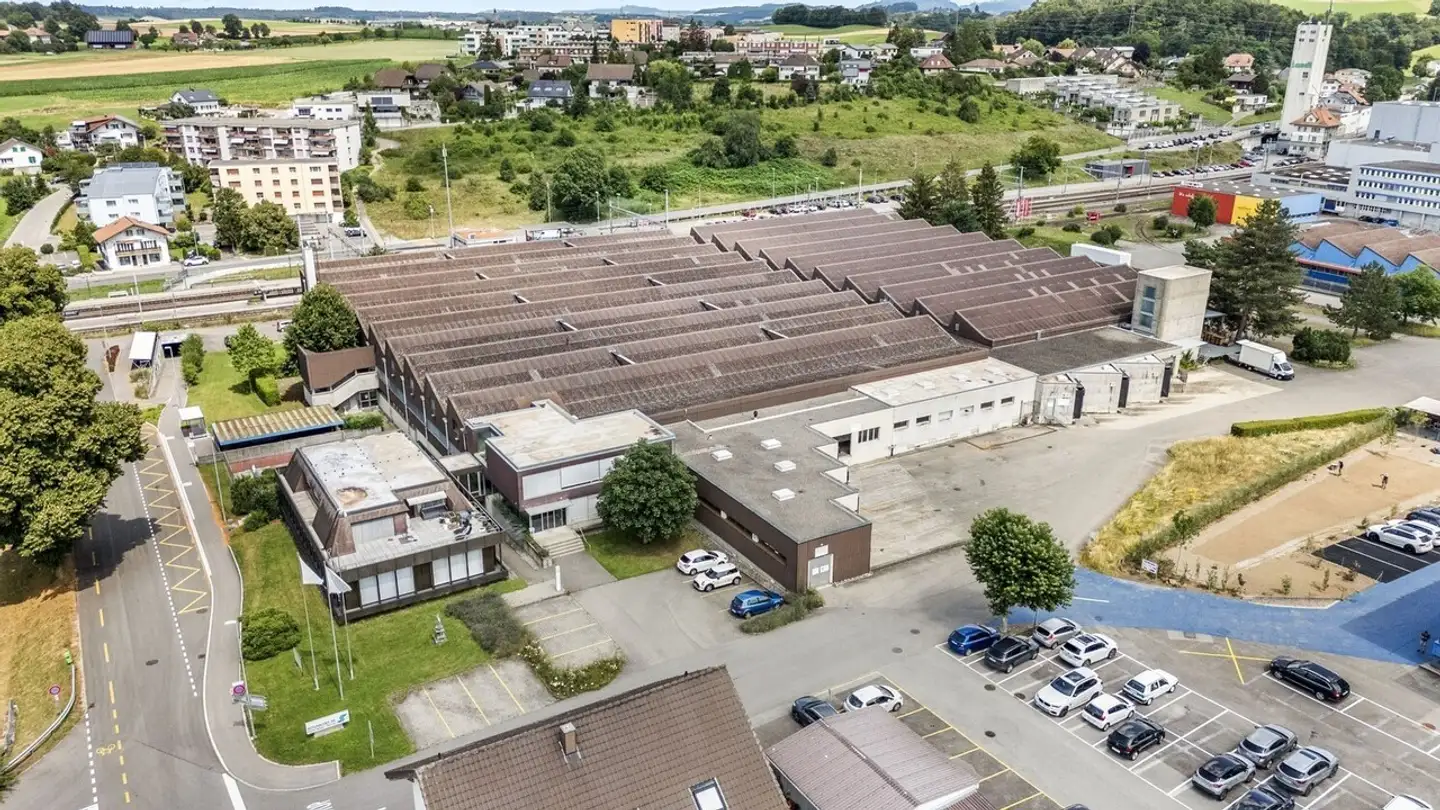 Bureau à louer - Industriestrasse 1, 3185 Schmitten FR