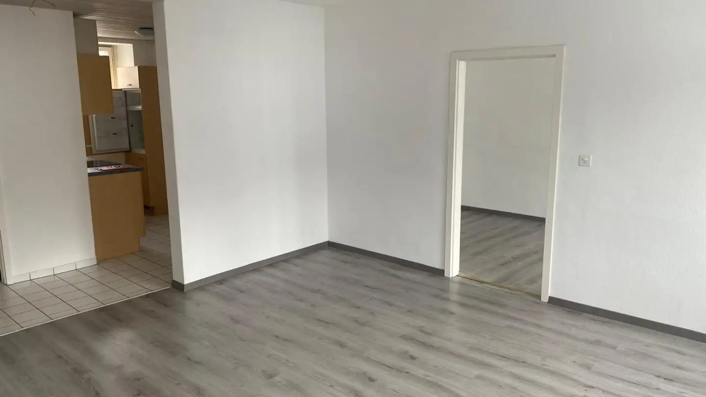 Apartment for rent - Rue Des Jonchères 22, 2610 St-Imier - Photo 3