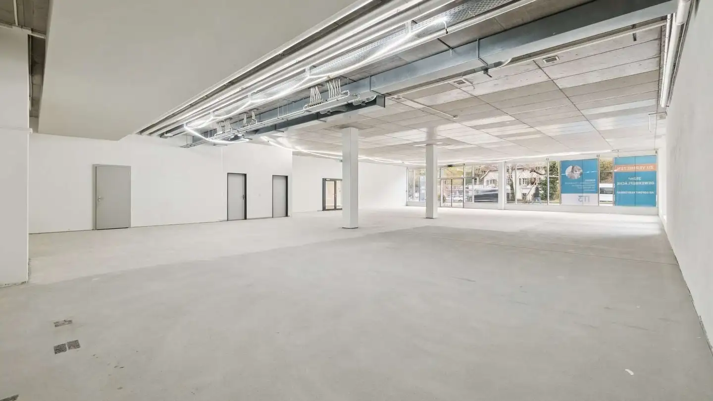 Shop for rent - Mühlentalstrasse 38, 8200 Schaffhausen - Photo 2