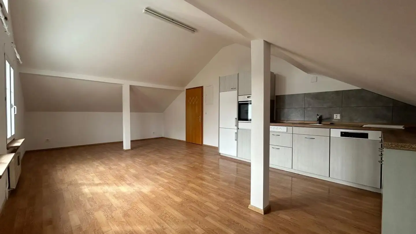 Attic flat for rent - Hinterbissaustrasse, 9410 Heiden - Photo 2