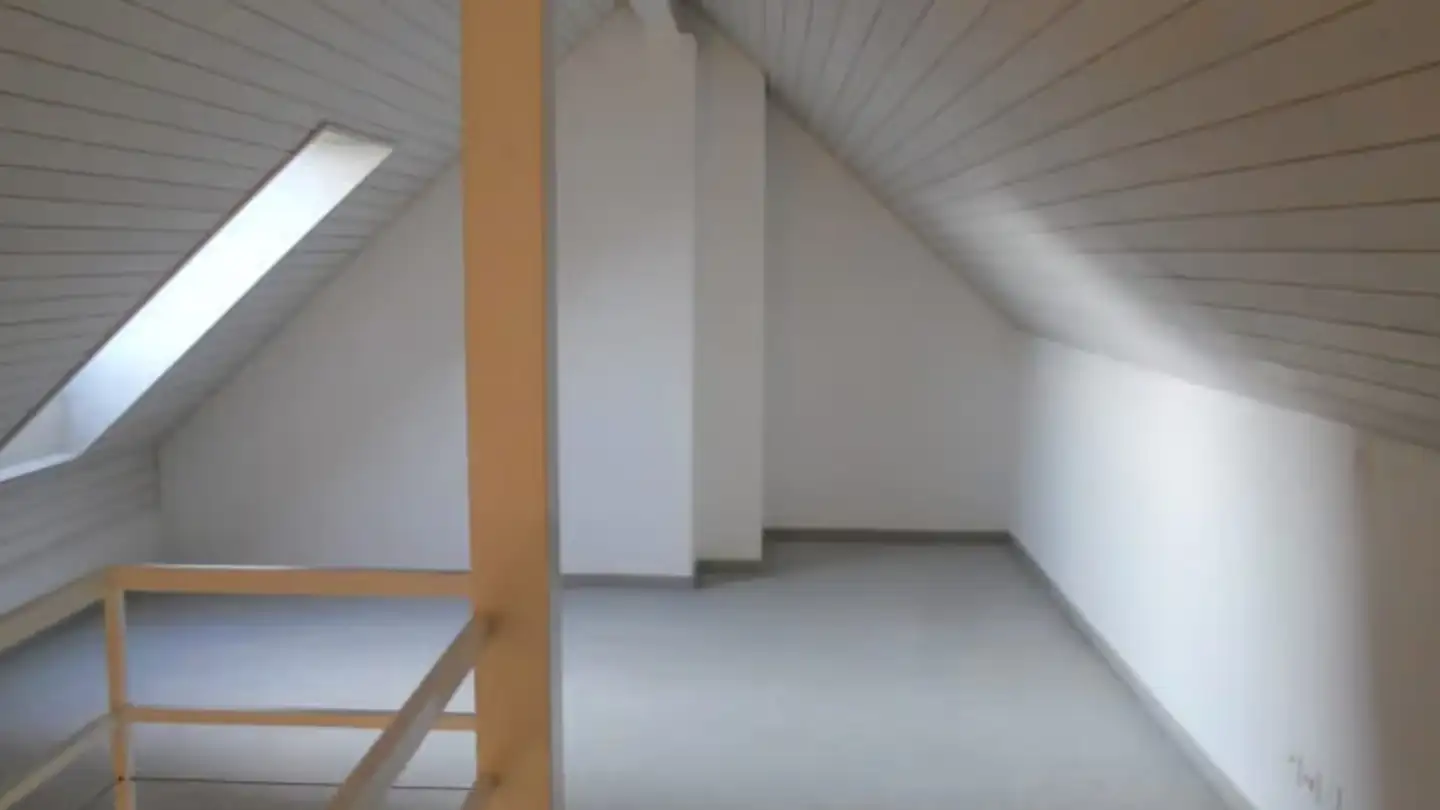 Attic flat for rent - Wiesengrundstrasse 2, 8800 Thalwil - Photo 4