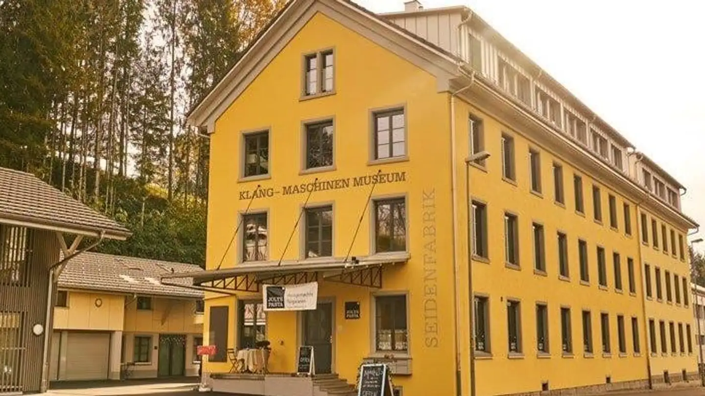 Commercial for rent - Edikerstrasse 18, 8635 Dürnten