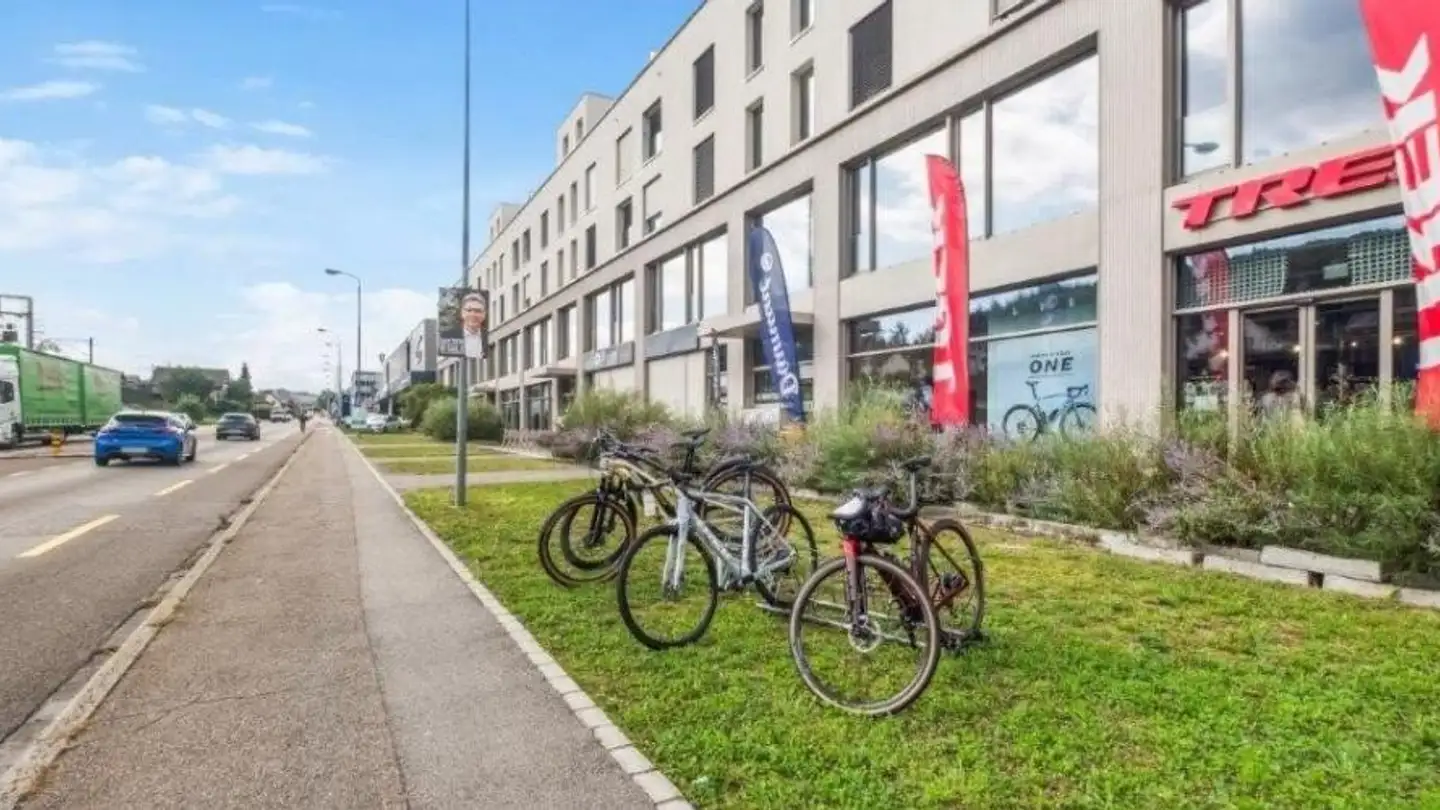 Geschäft mieten - Oltnerstrasse 109, 4663 Aarburg - Foto 2