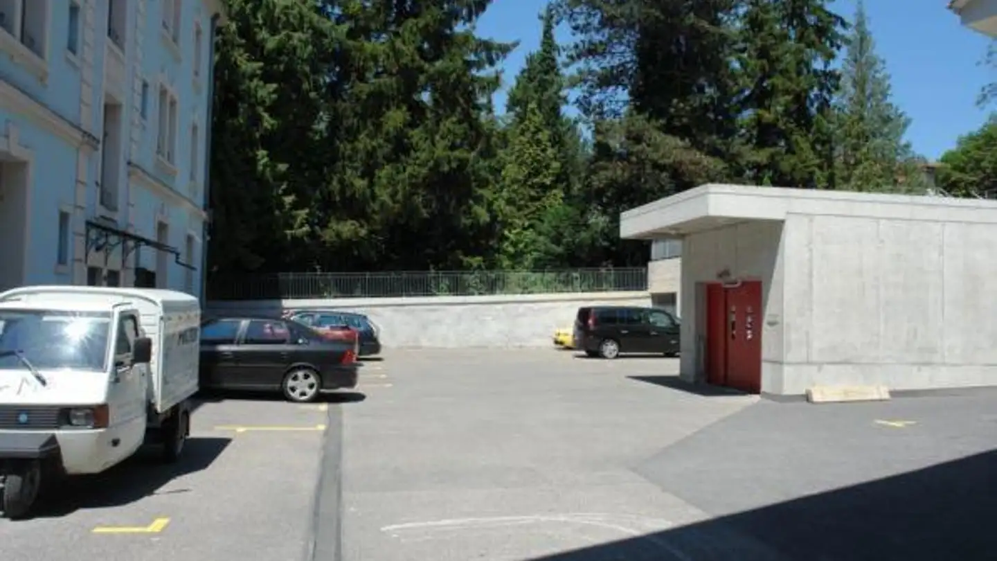 Place de parking souterraine à louer - Hofstettenstrasse 1b, 3600 Thun
