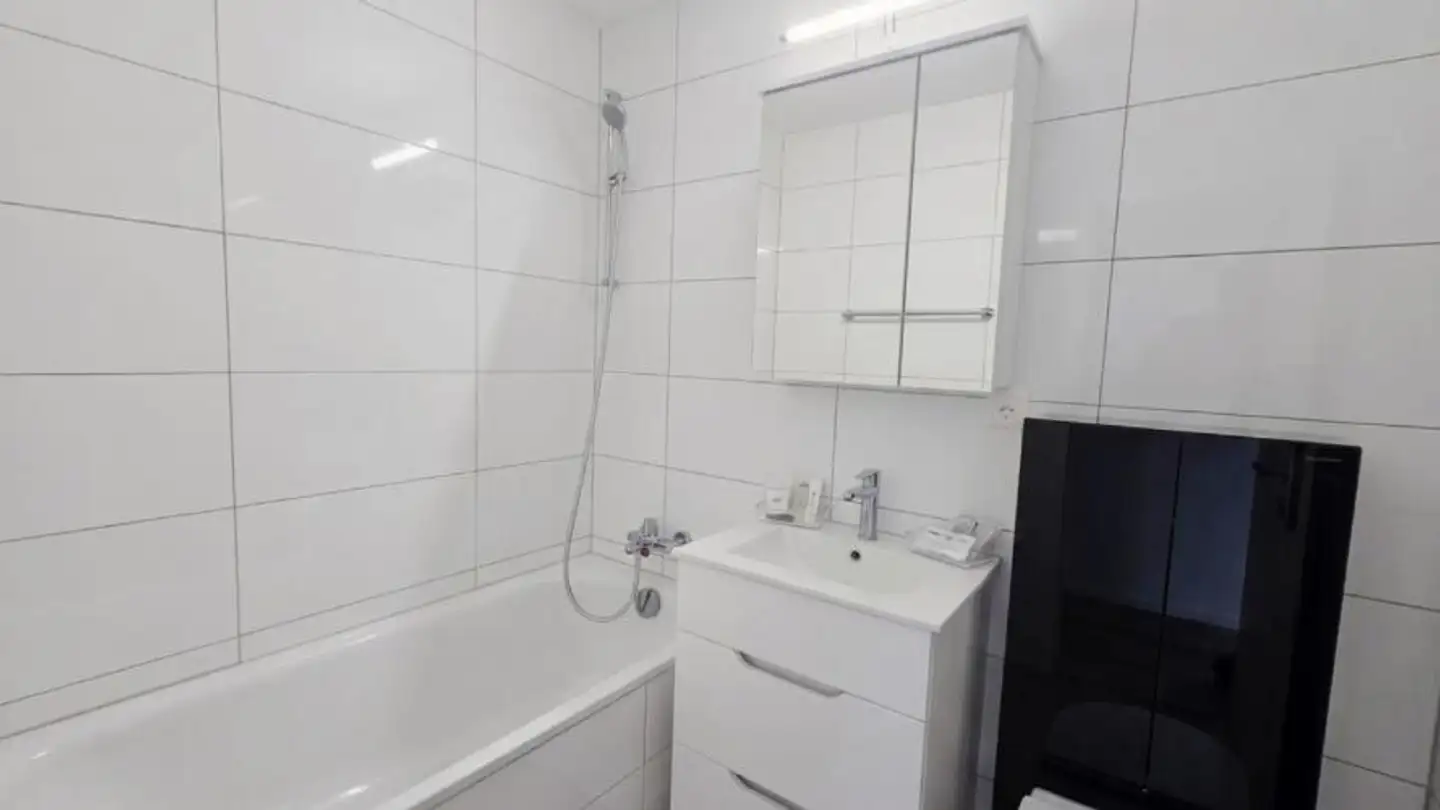 Apartment for rent - Rue Georges-Favre 4, 2400 Le Locle - Photo 3
