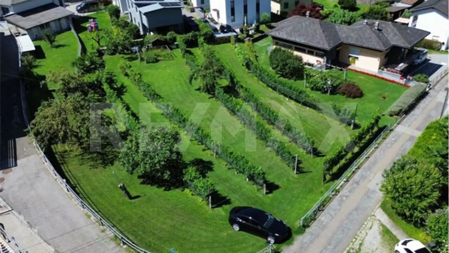 Terrain constructible à vendre - 6535 Roveredo GR