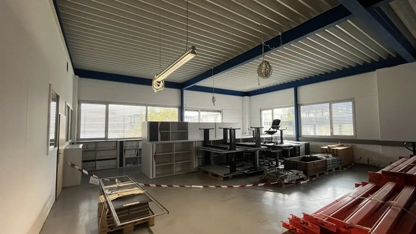 Commercial for rent - Rue De Longeau / Lengnaustrasse 10, 2504 Biel/Bienne - Photo 2