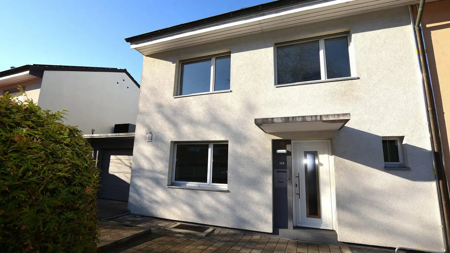 Semi-detached house for sale - Baslerstrasse 29, 4106 Therwil