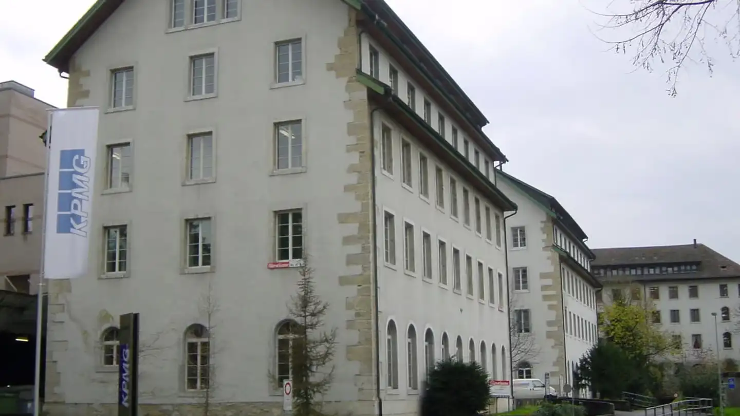 Place de parking souterraine à louer - Mühlemattstrasse 54, 5000 Aarau