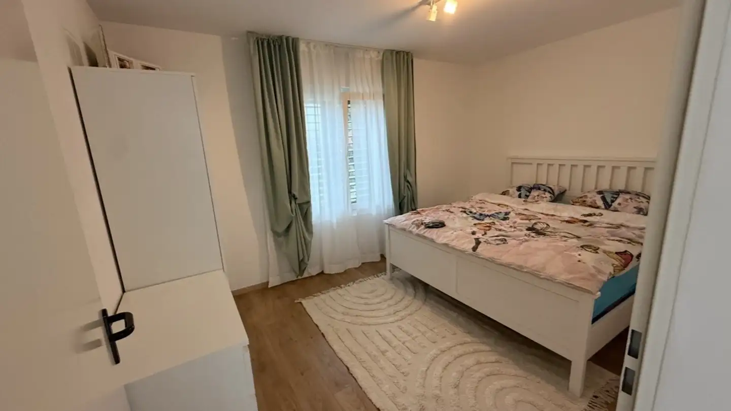 Appartement à louer - 8902 Urdorf - Photo 2