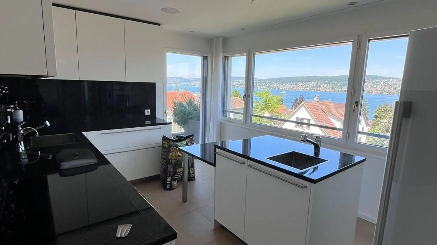 Appartement à louer - Alte Landstrasse 107a, 8803 Rüschlikon - Photo 2