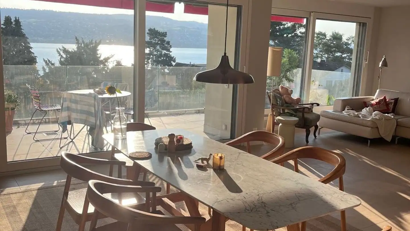 Appartement à louer - Alte Landstrasse 107a, 8803 Rüschlikon