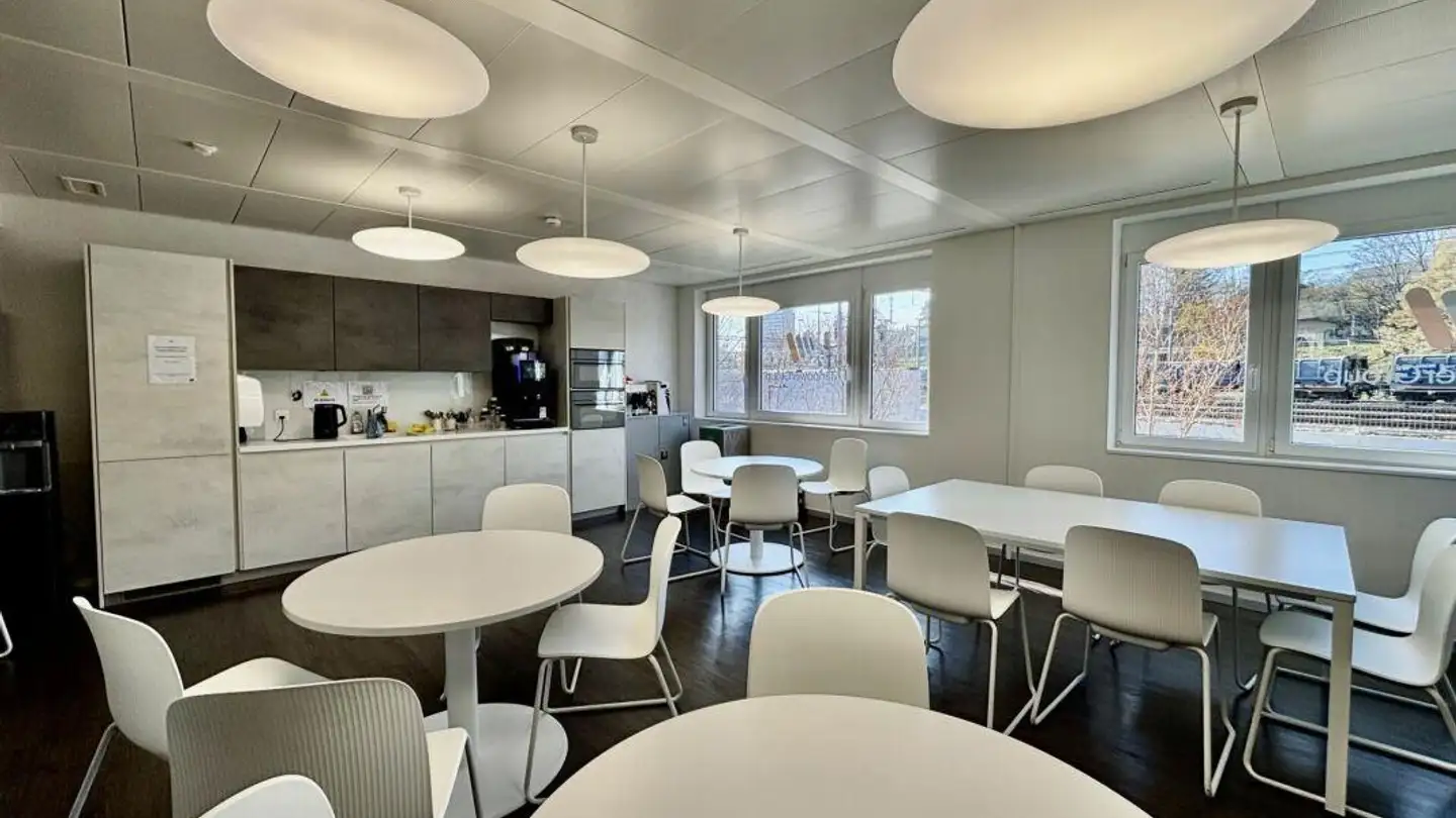 Office space for rent - Place De La Gare, 1110 Morges - Photo 2