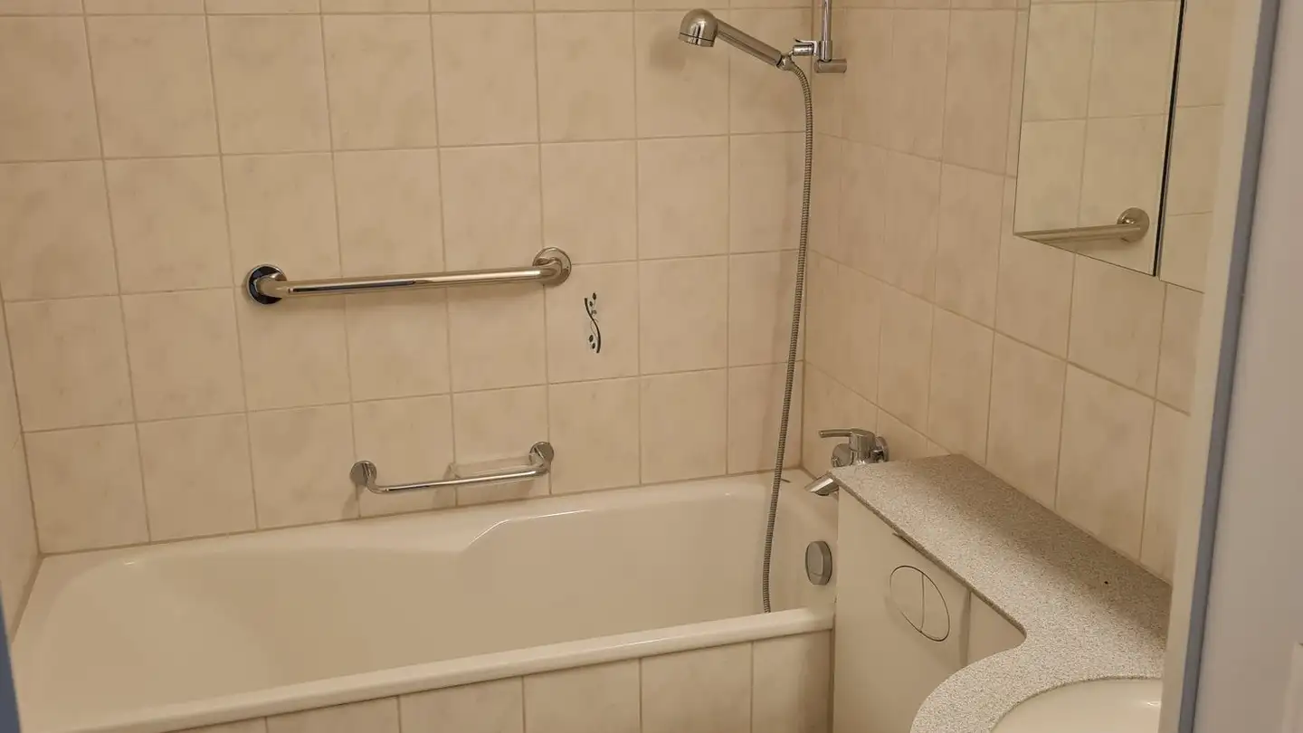 Wohnung mieten - Mittlerer Kreis 7, 4106 Therwil - Foto 3