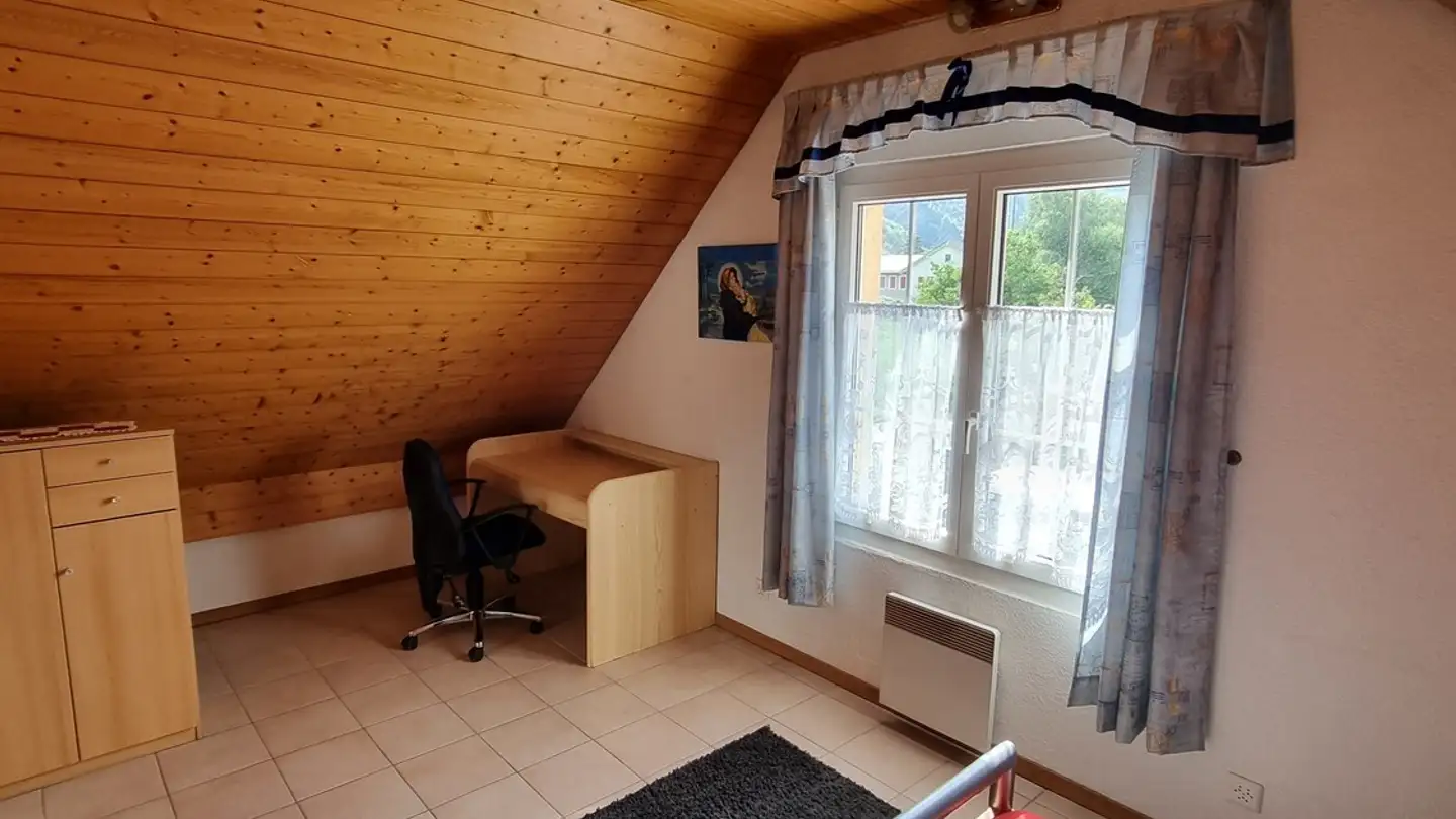 Chambre à louer - Rundeyaweg 17, 3942 Raron - Photo 2