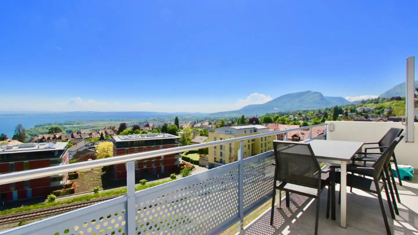 Attique à vendre - 2035 Corcelles NE