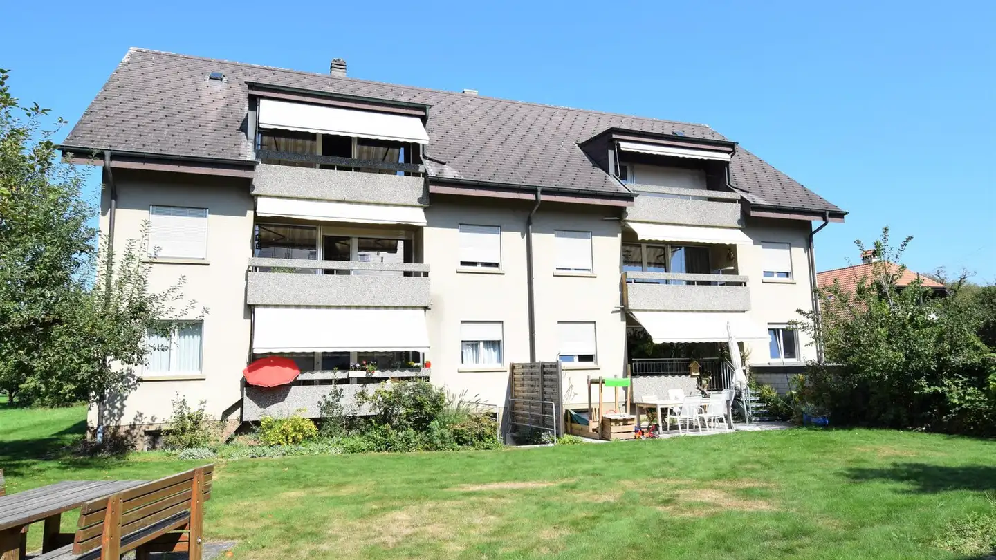 Dachgeschosswohnung mieten - Hofacherweg 2, 3423 Ersigen