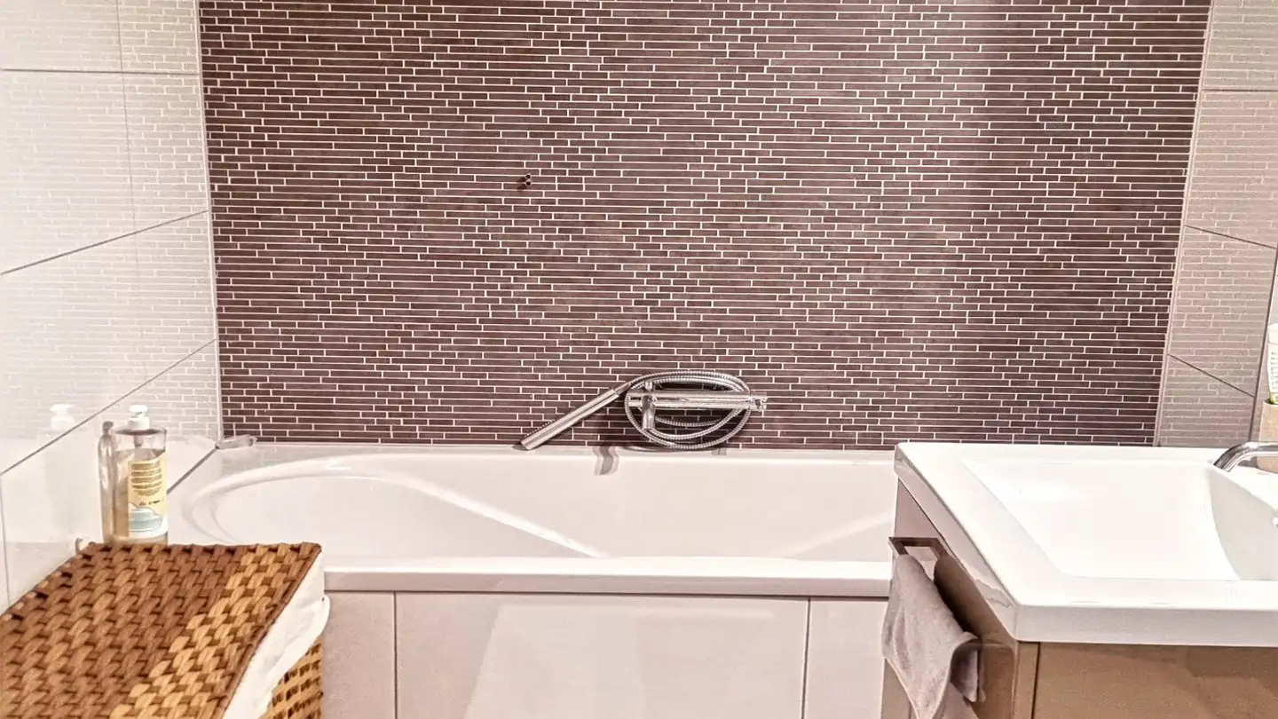 Apartment for sale - Rue De La Petite Thielle 14, 2525 Le Landeron - Photo 2