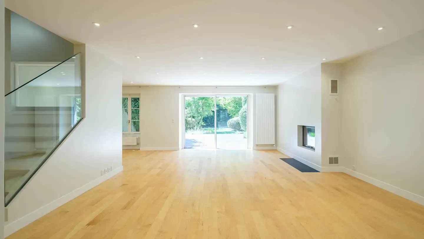 Row house for sale - 1253 Vandoeuvres - Photo 2