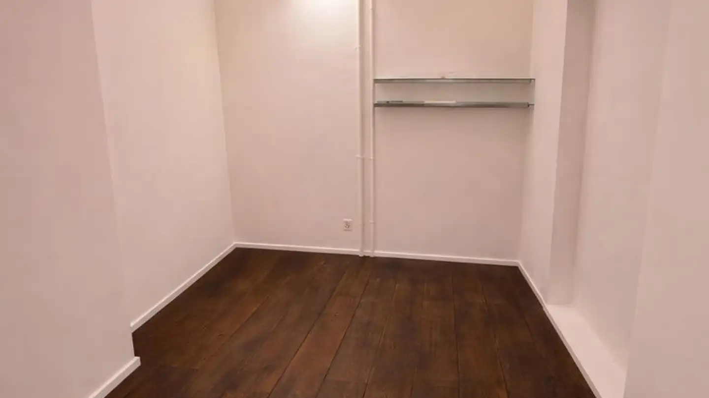 Commercial à louer - Stampfenbachstrasse 57, 8006 Zürich