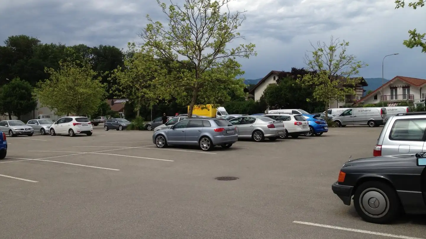 Outdoor parking space for rent - 4528 Zuchwil - Photo 2